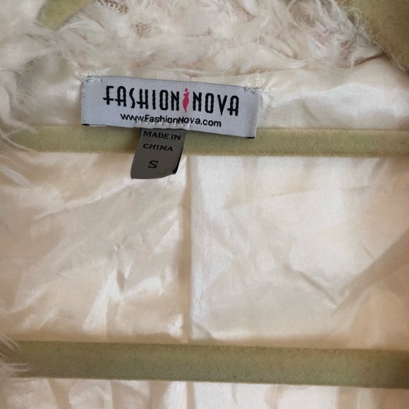 white fluffy faux fur coat - Picture 4 of 5